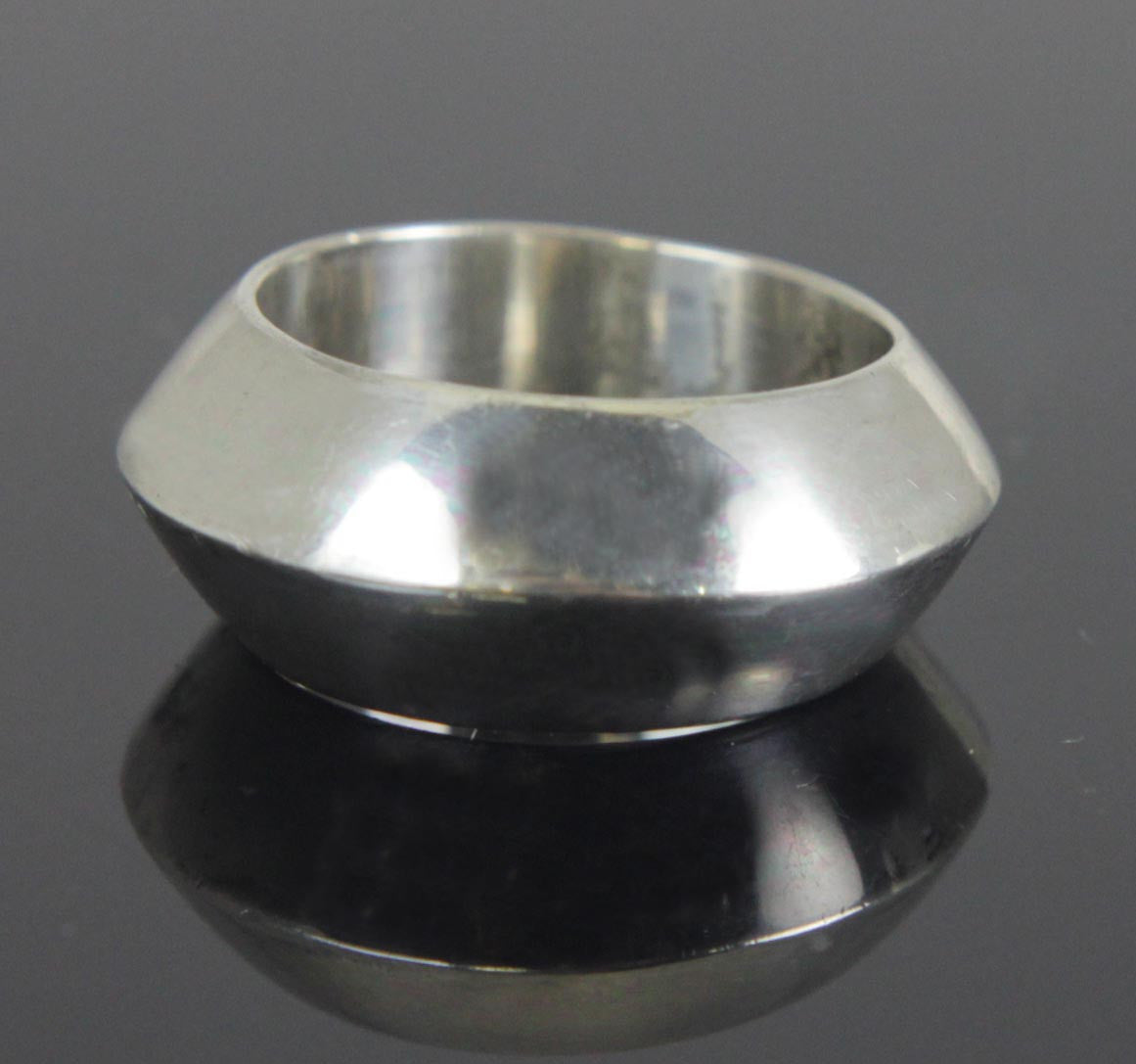 Sterling Silver Ring Angled Size 6