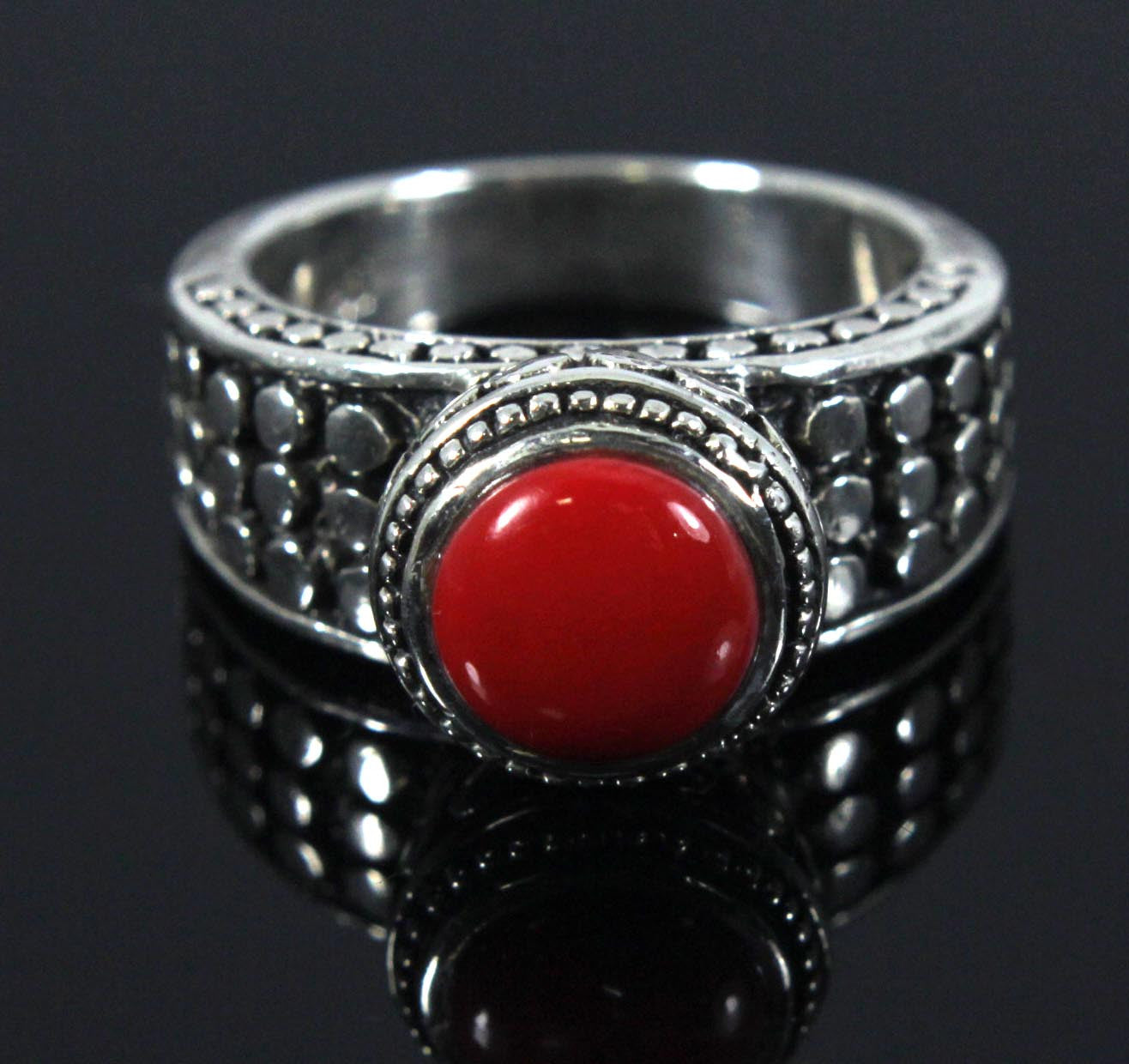 Sterling Silver Red Cabochon Size 9