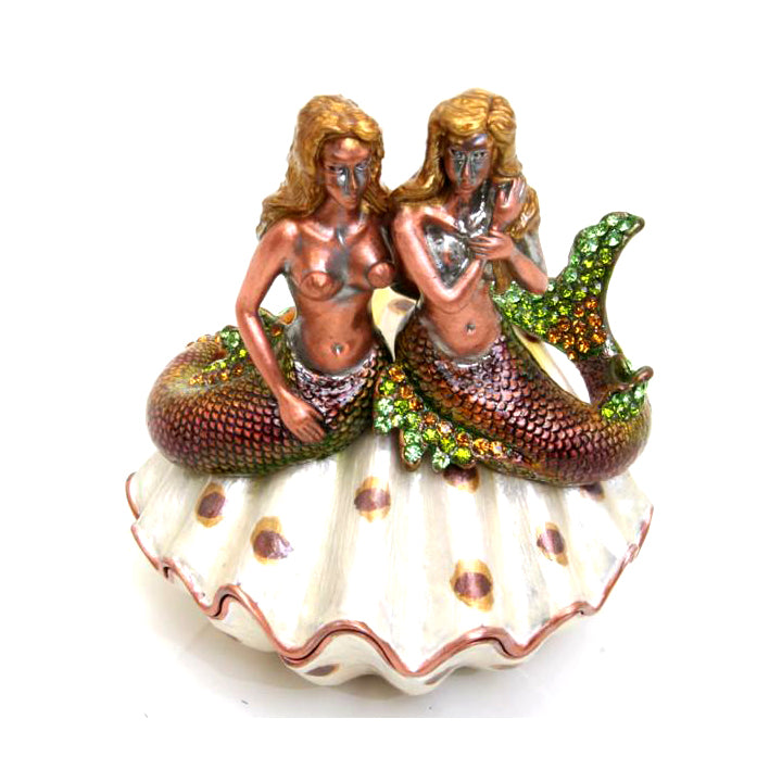 Mermaids on a Shell - Green