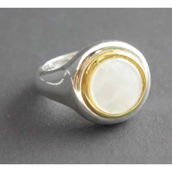 Sterling Silver Mother of Pearl Ring Size 5.5